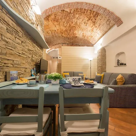 Casaviva - Historic Loft By The Sea In Апартаменты