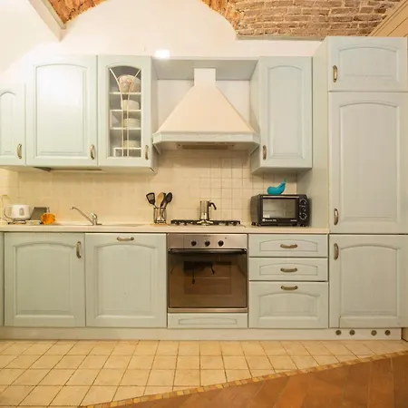 Casaviva - Historic Loft By The Sea In Камольи