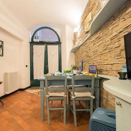 Casaviva - Historic Loft By The Sea In Апартаменты Камольи